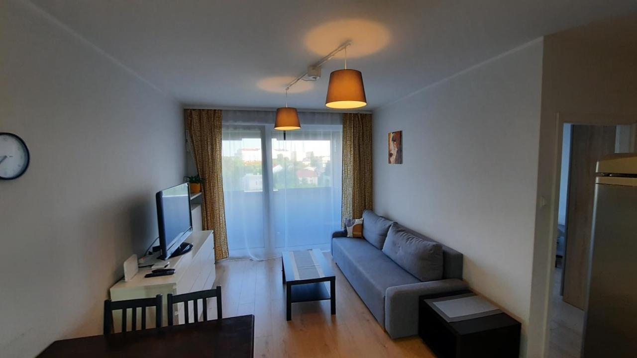 Ursa - Wygodny Apartament I Bezplatny Parking Na Miejscu Apartment Varşovia Exterior foto